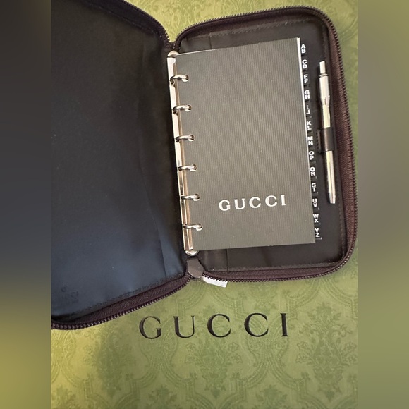Gucci GG Chocolate Brown Agenda includes original inserts and pen - Picture 3 of 5